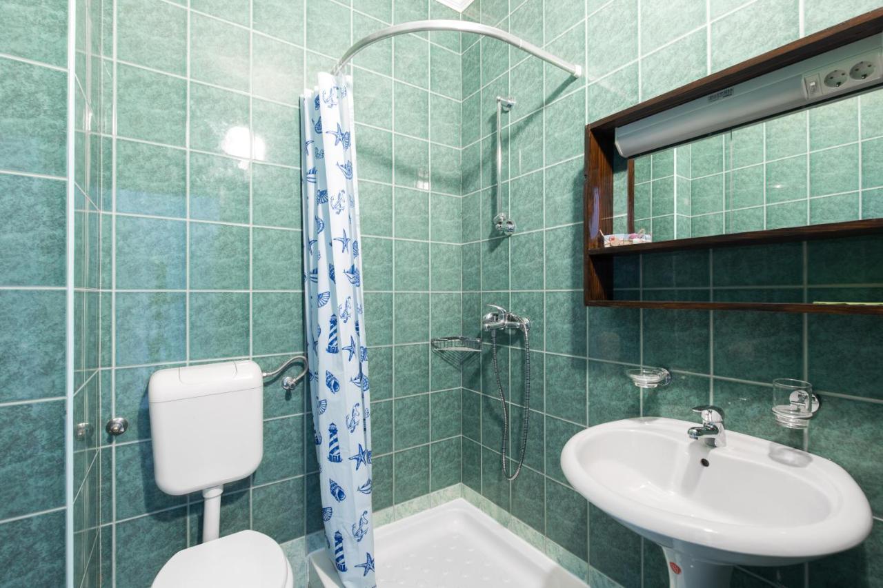 Pape Punat Hotel Ngoại thất bức ảnh