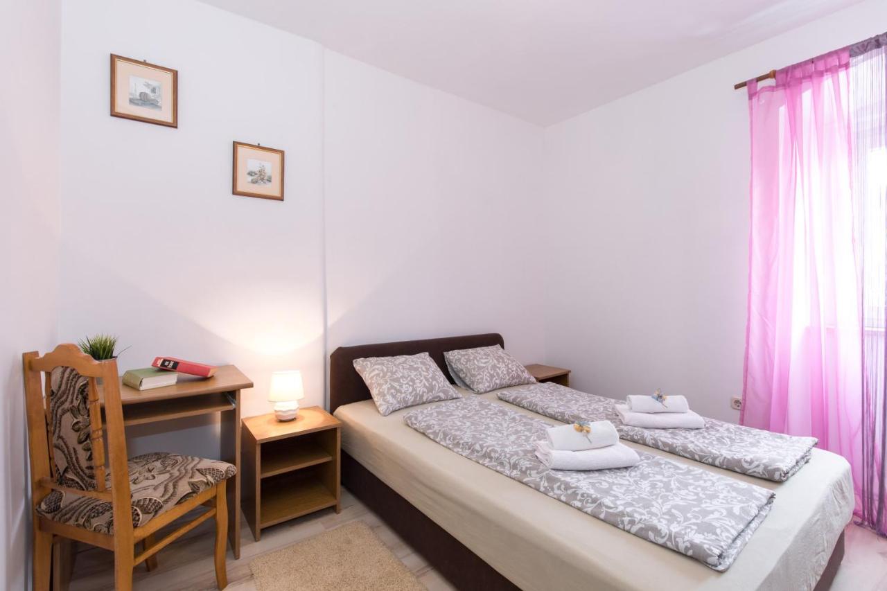 Pape Punat Hotel Ngoại thất bức ảnh