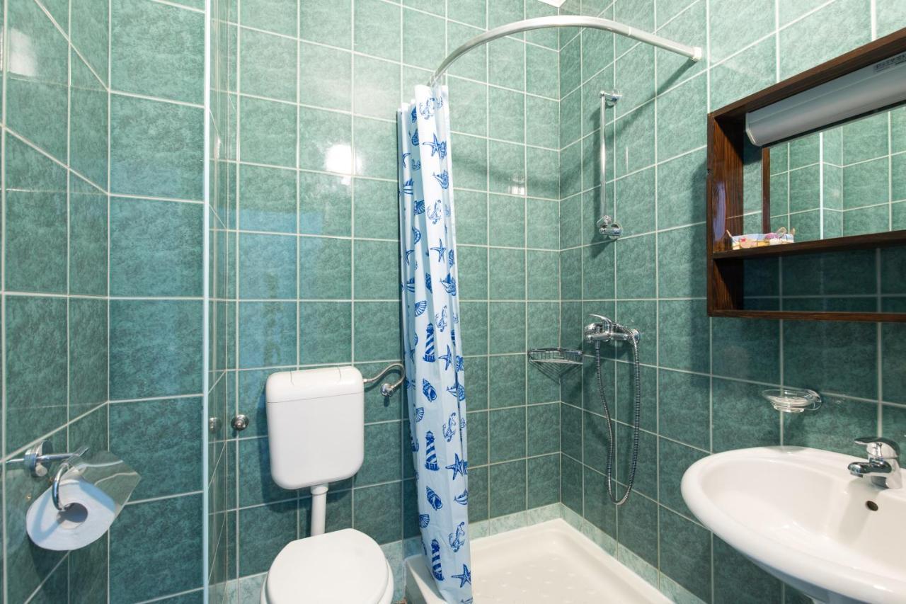 Pape Punat Hotel Ngoại thất bức ảnh